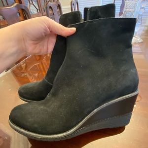 NEW Cole Haan Waterproof Suede Wedge Heel Ankle Boots Black Size 11